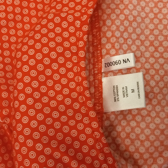 7th Avenue Design Studio Coral and White Longsleeve Blouse with Buttons - Picture 5 of 8